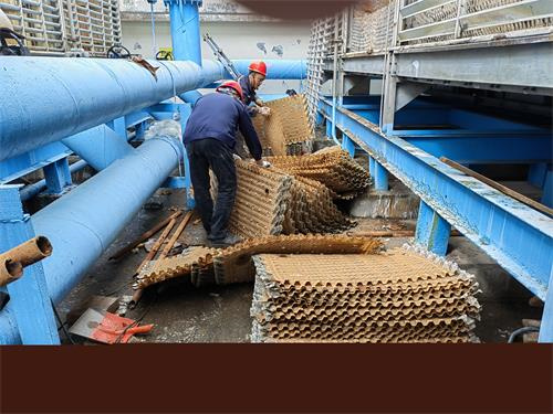 康明空調(diào)小知識—如何設(shè)置閉式冷卻塔與