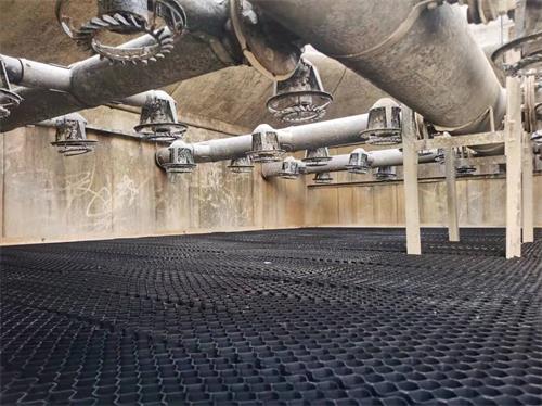 冷卻塔收水器出現(xiàn)漂水的原因,冷卻塔收水器漂水維修方法？