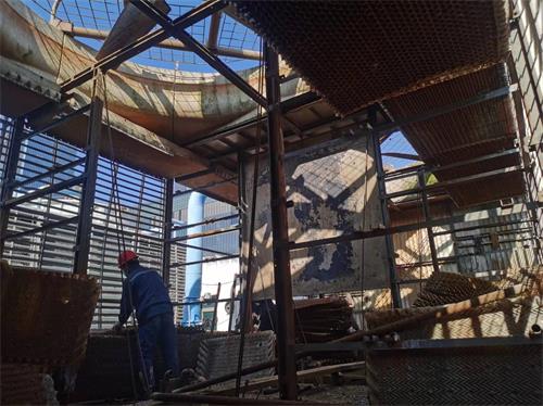 新菱冷卻塔維修廠家來(lái)淺談一下冷卻塔維